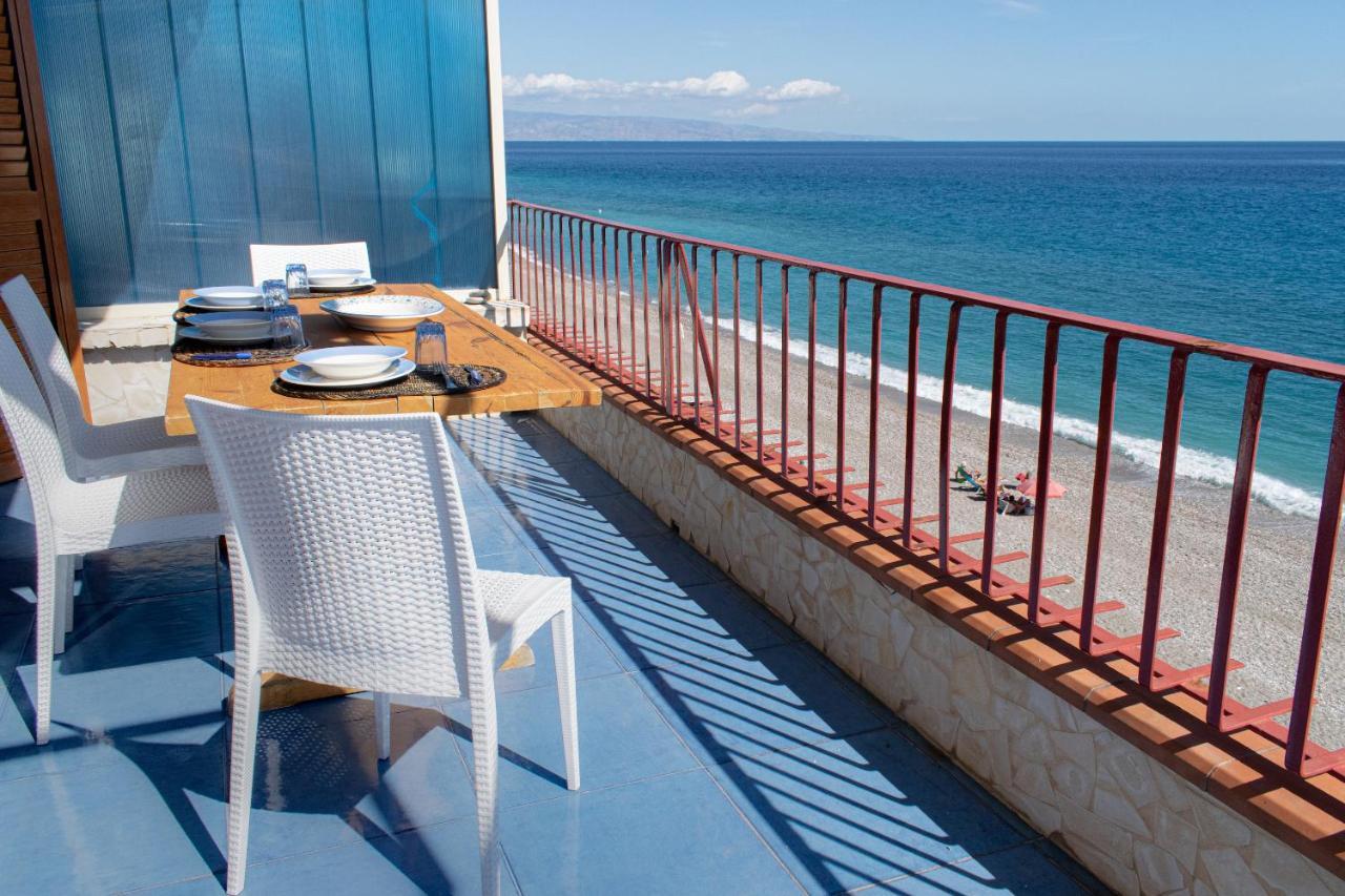 Beach House Acquamarina เลโตยานนี ภายนอก รูปภาพ