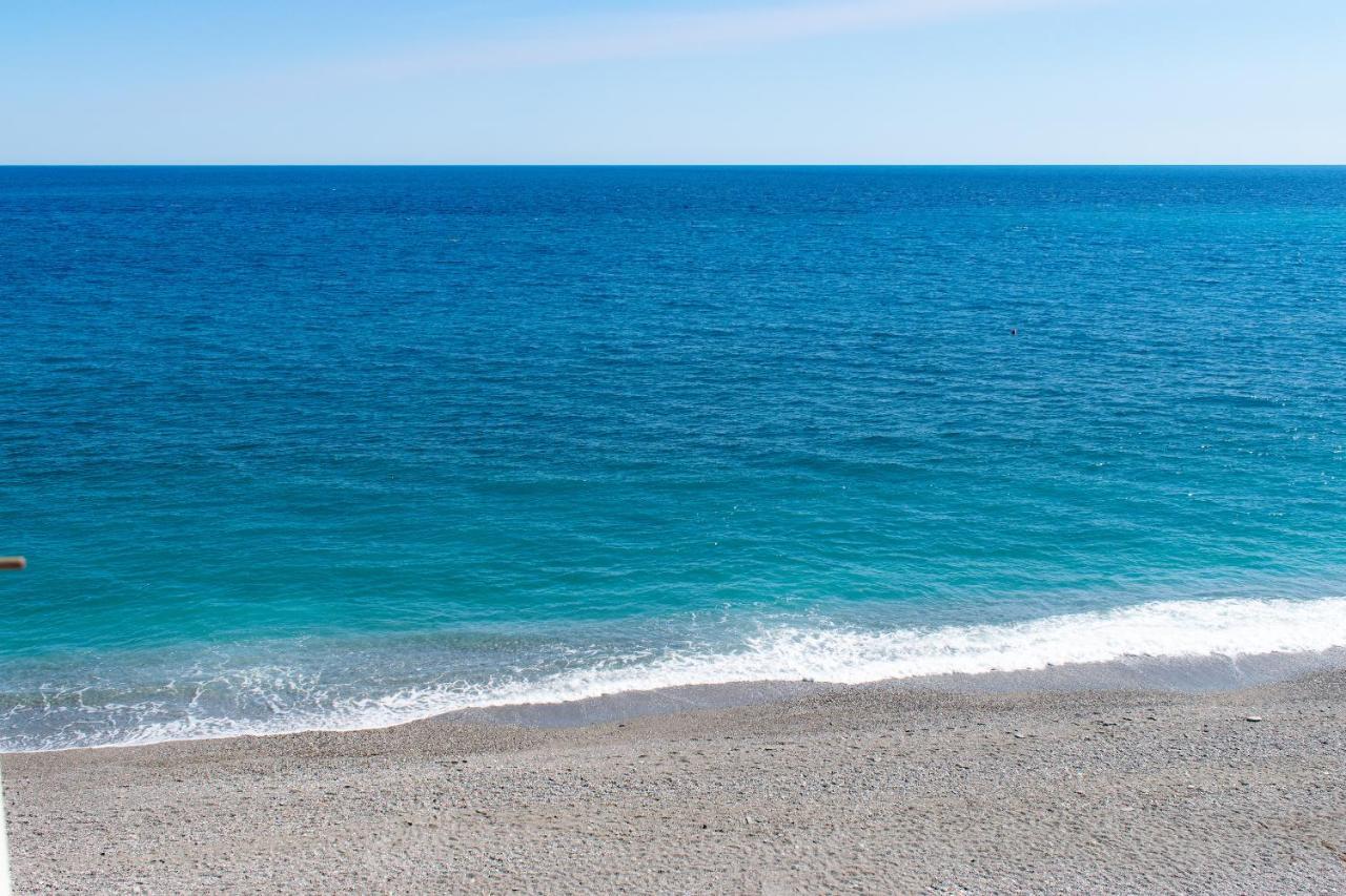 Beach House Acquamarina เลโตยานนี ภายนอก รูปภาพ