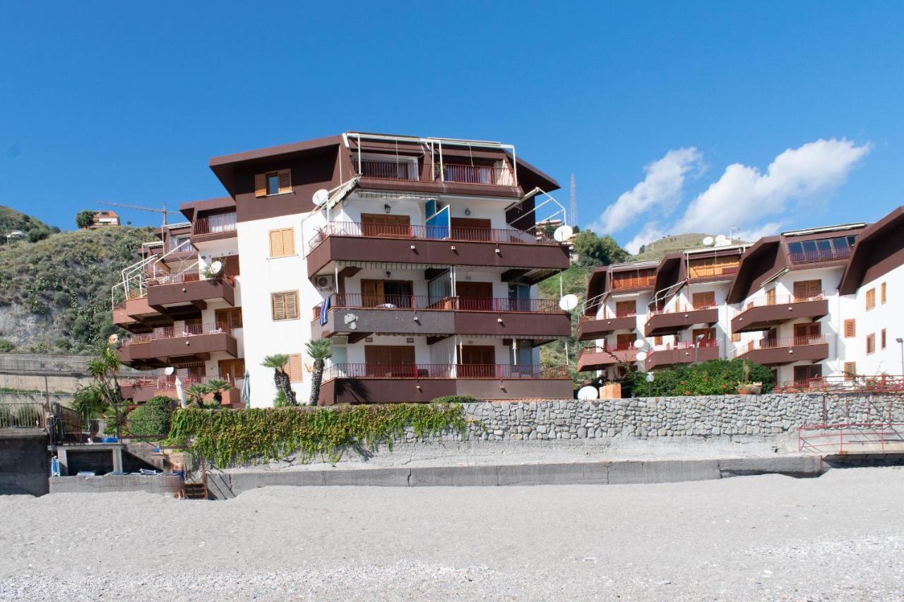 Beach House Acquamarina เลโตยานนี ภายนอก รูปภาพ